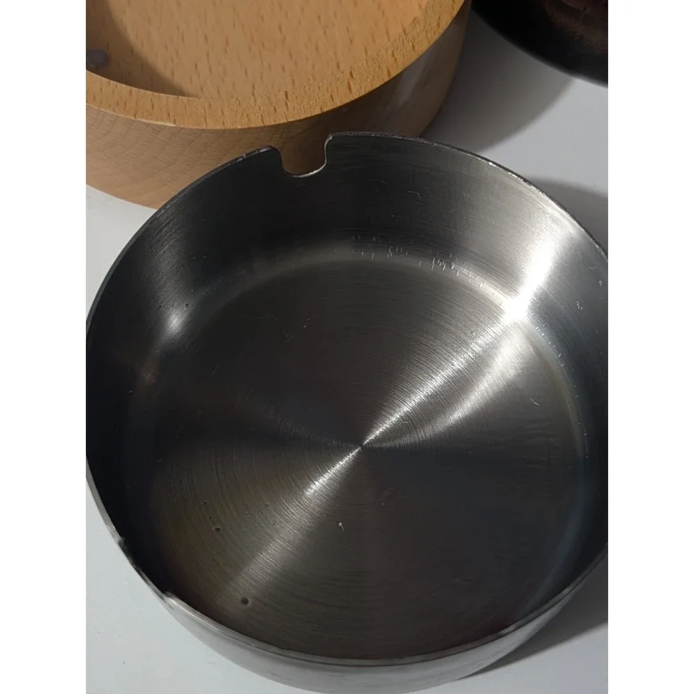 Two-Tone Wooden Magnetic Ashtray with Removable Stainless Steel Liner & Lid